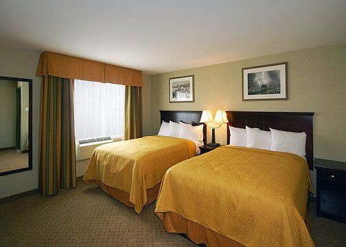 Quality Inn Jamaica Airtrain Нью-Йорк Номер фото